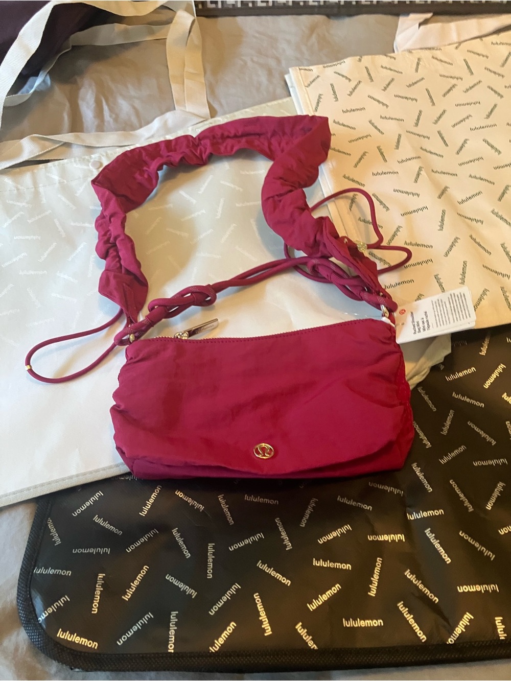 NWT Lululemon Ruched Shoulder Bag *Mini, 1.5 L, Berry Rumble/Gold